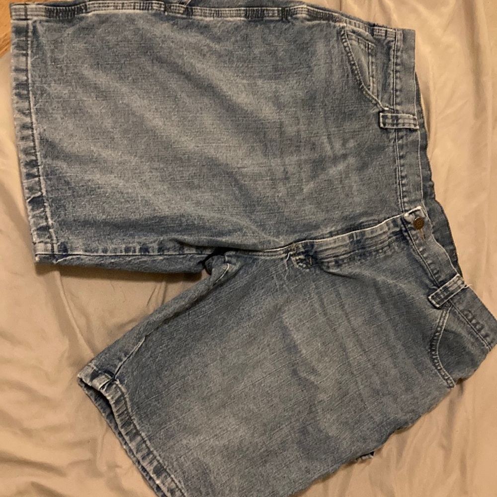 Cargo style shorts